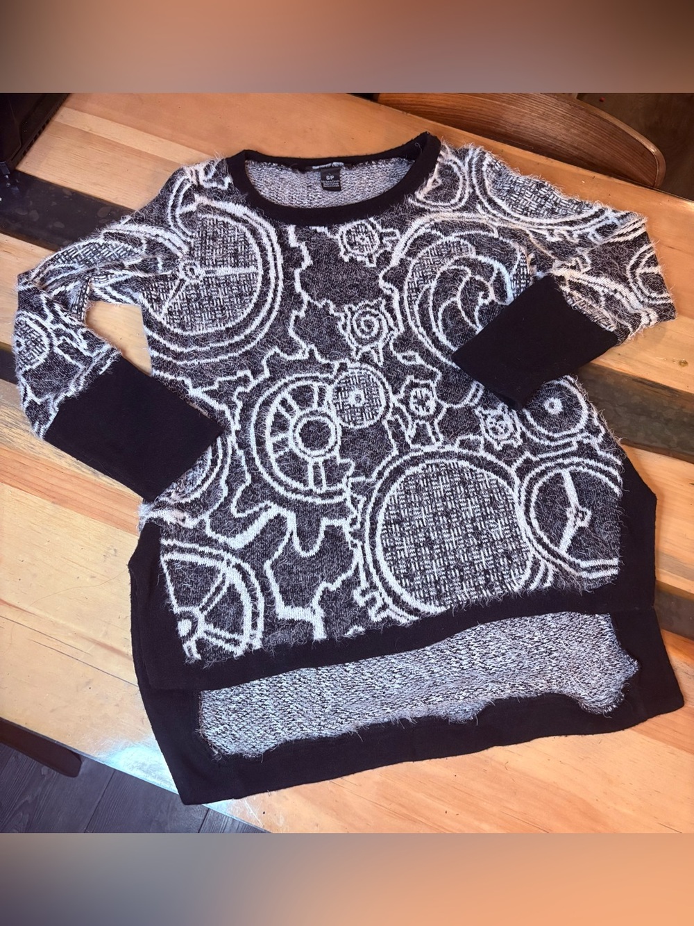 Black & White Patterned Crewneck Sweater